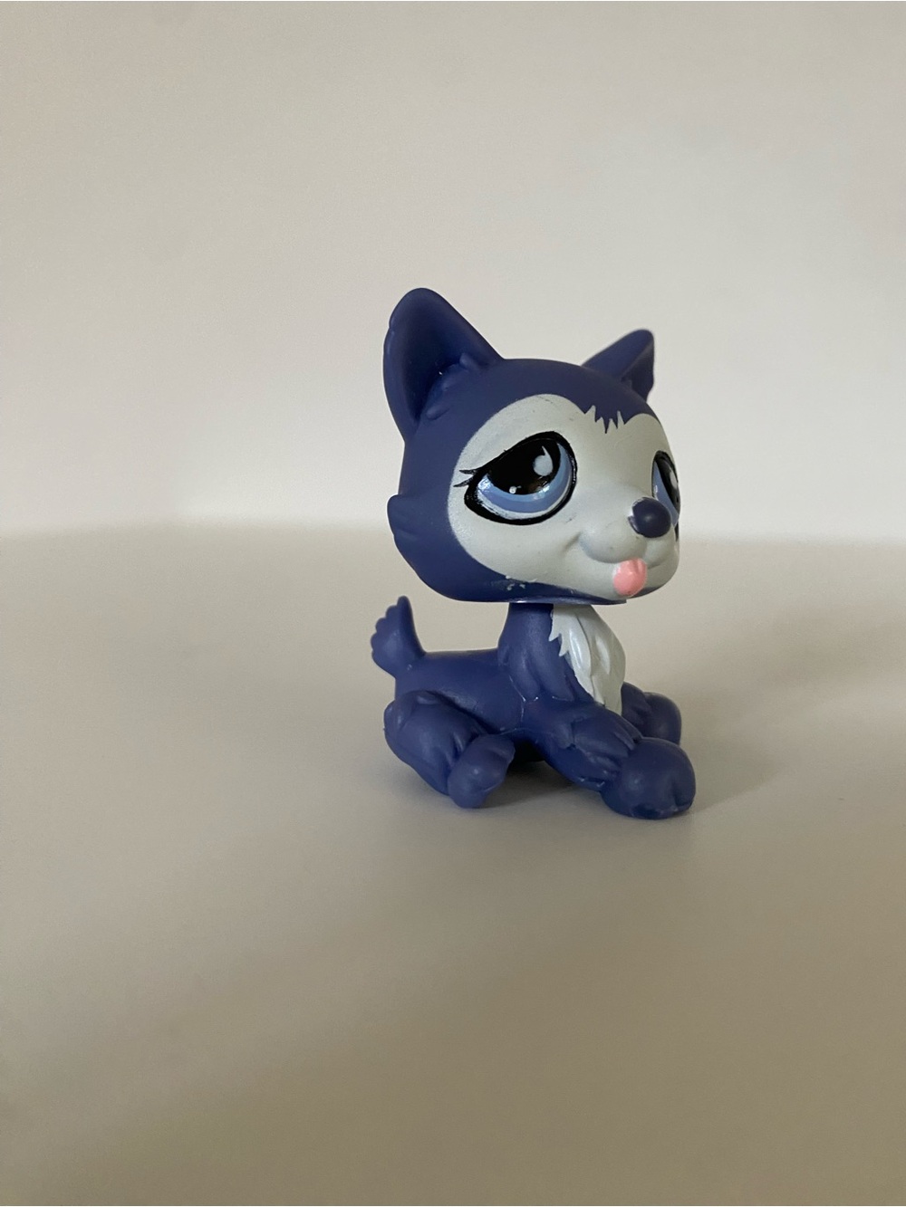 Littlest Pet Shop Husky Figure - Picture 4 of 4